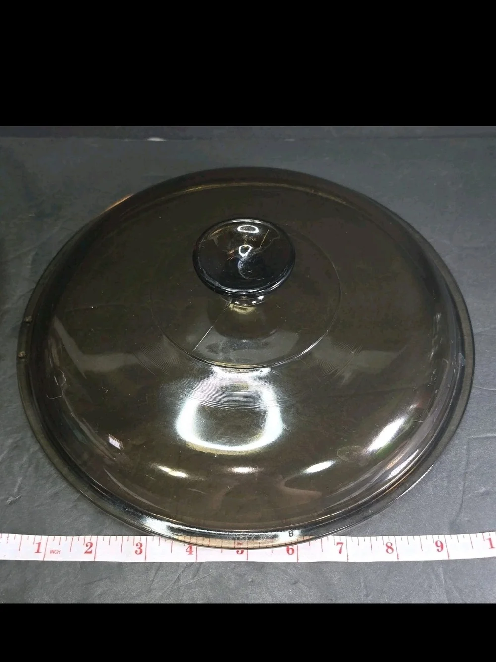 Pyrex Clear Glass 10in Skillet waffle bottom with Lid Amber-Tinted Handle